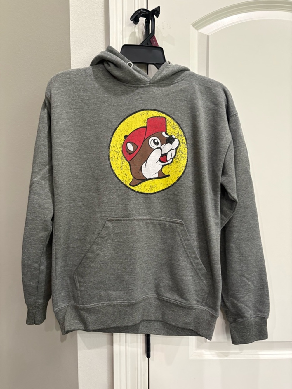 Buc-ee’s gray hooded sweatshirt in youth large(no size tag) GUC No drawstring